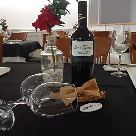Pension Restaurante Casablanca Torreperogil 외부 사진