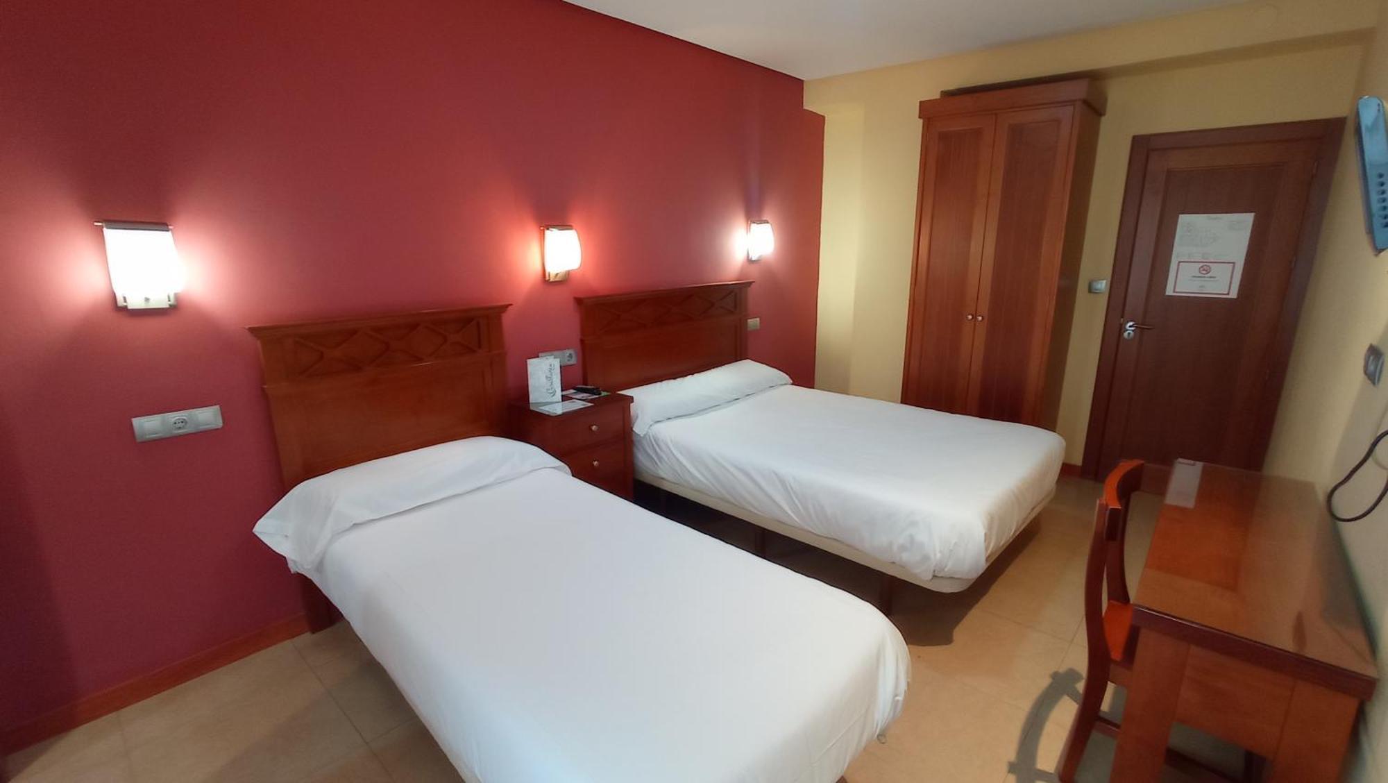 Pension Restaurante Casablanca Torreperogil 외부 사진
